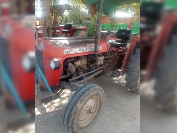 Massey Ferguson 1035 DI