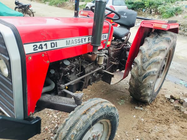 Massey Ferguson 241 DI MAHA SHAKTI