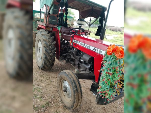 Tafe (Massey) Massey Ferguson 241 DI