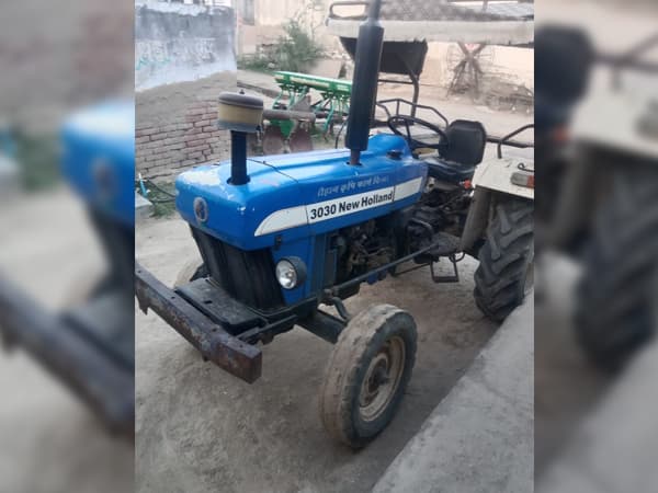 New Holland 3030