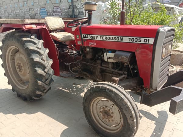 Tafe (Massey) Massey Ferguson 1035 DI