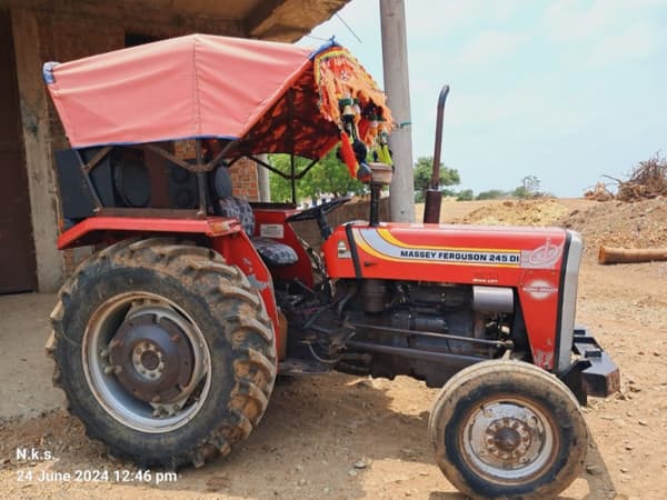 Tafe (Massey) Massey Ferguson 245 DI