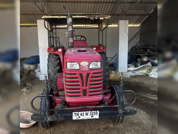 Mahindra Mahindra 575 DI