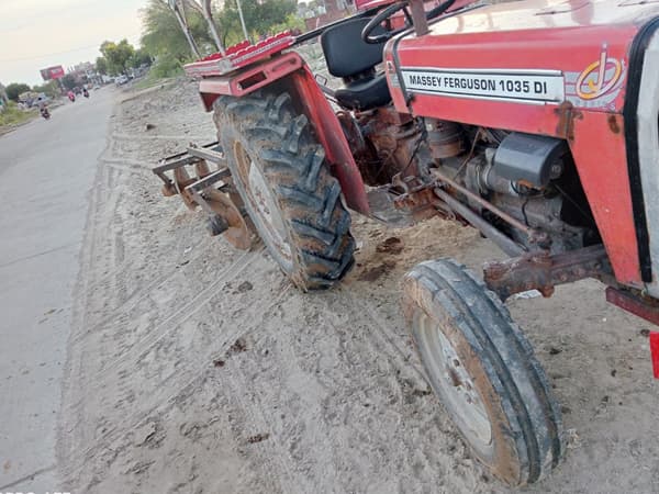 Tafe (Massey) Massey Ferguson 1035 DI