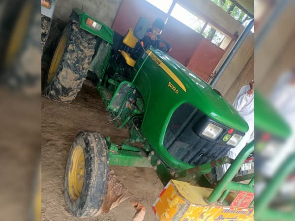 John Deere John Deere 5039 D