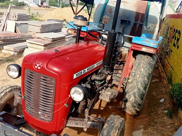 Tafe (Massey) Massey Ferguson 1035 DI